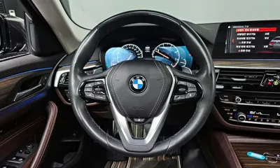BMW 5-Series 2019, 86291 км, за 15370.46 USD - фото 13