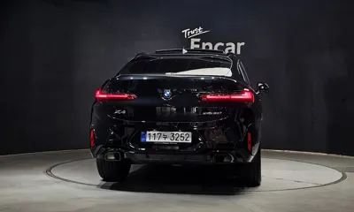 BMW X4 2025, 5039 км, за 54483.39 USD