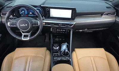 Kia K5 2023, 41333 км, за 15601.63 USD - фото 7