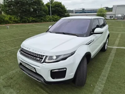Land Rover Range Rover Evoque 2018, 118013 км, за 7748.91 USD