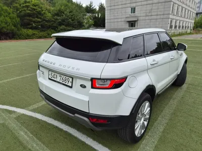 Land Rover Range Rover Evoque 2018, 118013 км, за 7748.91 USD - фото 8