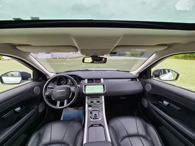 Land Rover Range Rover Evoque 2018, 118013 км, за 7748.91 USD - фото 10