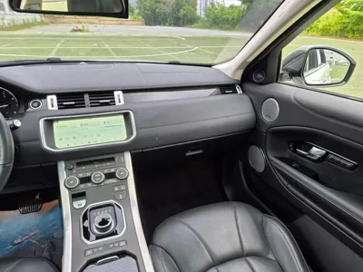 Land Rover Range Rover Evoque 2018, 118013 км, за 7748.91 USD - фото 12