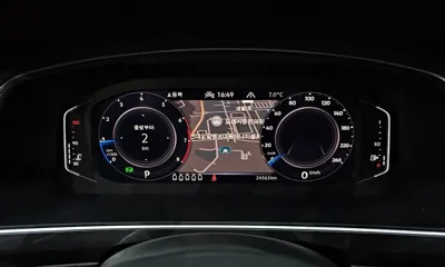 Volkswagen Tiguan 2023, 24563 км, за 22847.66 USD - фото 8