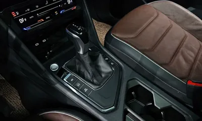 Volkswagen Tiguan 2023, 24563 км, за 22847.66 USD - фото 9