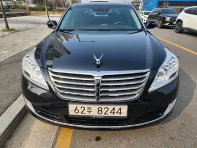 Hyundai Equus 2014, 129738 км, за 5070.53 USD