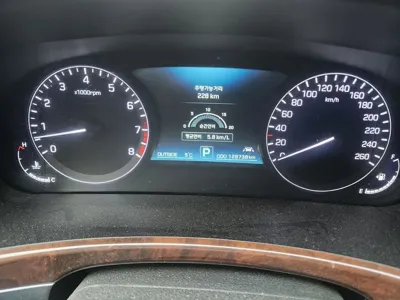 Hyundai Equus 2014, 129738 км, за 5070.53 USD - фото 8