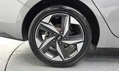 Hyundai Avante 2021, 42210 км, за 12110.76 USD