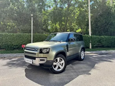 Land Rover Defender · 2024 год