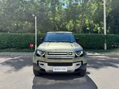 Land Rover Defender 2024, 5300 км, за 83955.78 USD