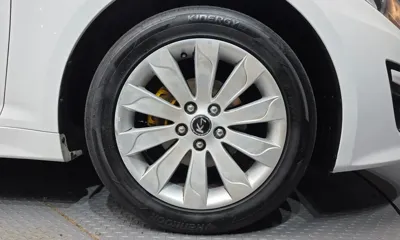 Kia K5 2014, 195825 км, за 3479.06 USD