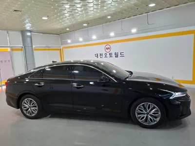Kia K5 2023, 24609 км, за 15341.61 USD