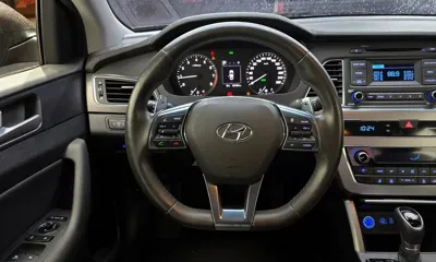 Hyundai Sonata 2017, 90192 км, за 6830.61 USD - фото 13