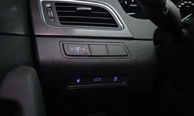Hyundai Sonata 2017, 90192 км, за 6830.61 USD - фото 15