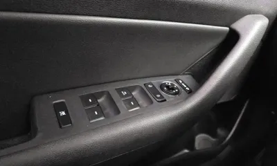 Hyundai Sonata 2017, 90192 км, за 6830.61 USD - фото 17