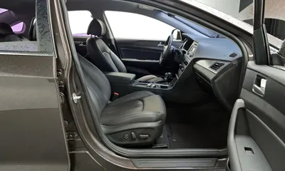 Hyundai Sonata 2017, 90192 км, за 6830.61 USD - фото 21