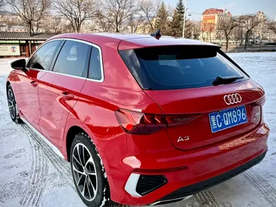 Audi A3 2022, 49000 км, за 18710.5 USD
