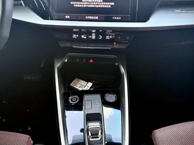 Audi A3 2022, 49000 км, за 18710.5 USD - фото 24