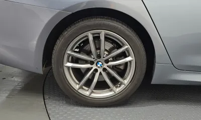 BMW 5-Series 2018, 139832 км, за 12669.03 USD - фото 32