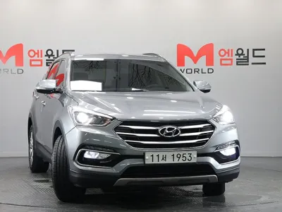 Hyundai Santafe 2016, 179111 км, за 5730.28 USD