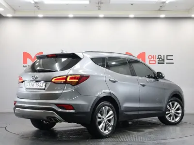 Hyundai Santafe 2016, 179111 км, за 5730.28 USD