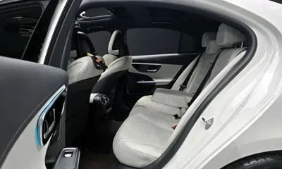Mercedes-Benz C-Class 2023, 13374 км, за 36573.82 USD - фото 12