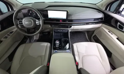 Kia Canival 2024, 15191 км, за 28586.3 USD - фото 7