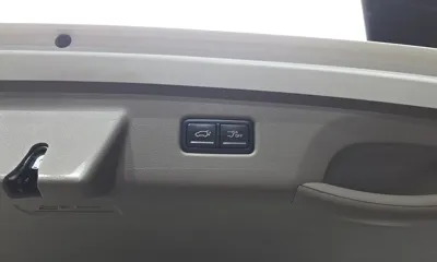 Kia Canival 2024, 15191 км, за 28586.3 USD - фото 27