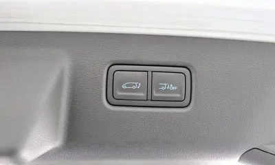 Hyundai Staria 2023, 57153 км, за 20802.18 USD - фото 10