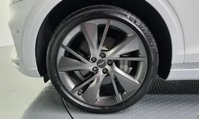 Genesis GV70 2023, 26191 км, за 28554.55 USD
