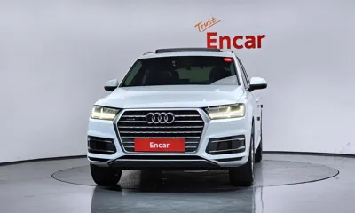 Audi Q7 2019, 33237 км, за 66096.03 USD