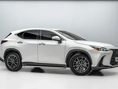 Lexus NX 2023, 41000 км, за 25377.86 USD