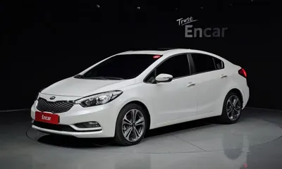 Kia K3 · 2013 год