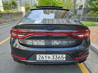 Hyundai Grandeur 2018, 113588 км, за 10312.01 USD