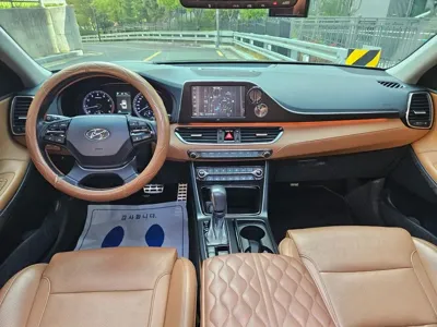 Hyundai Grandeur 2018, 113588 км, за 10312.01 USD - фото 7