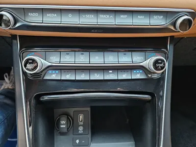 Hyundai Grandeur 2018, 113588 км, за 10312.01 USD - фото 14