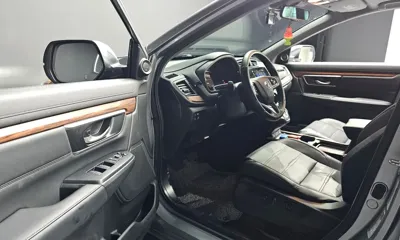 Honda CR-V 2021, 48811 км, за 18753.66 USD - фото 10