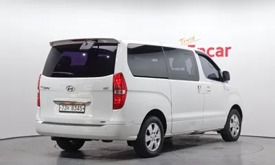 Hyundai Starex 2016, 126395 км, за 6607.2 USD