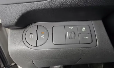 Hyundai Starex 2016, 126395 км, за 6607.2 USD - фото 17