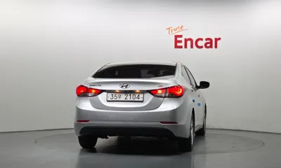 Hyundai Avante 2015, 39578 км, за 4529.34 USD