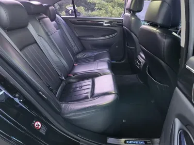 Hyundai Genesis 2012, 143124 км, за 5135.54 USD - фото 9