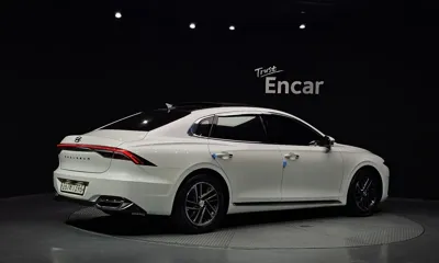 Hyundai Grandeur 2022, 110074 км, за 11721.03 USD