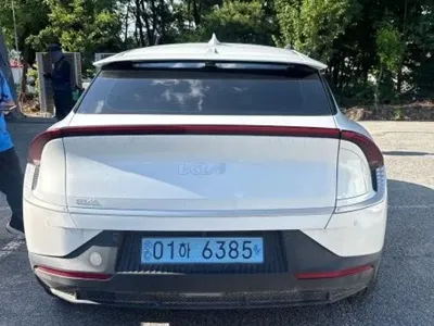 Kia EV6 2023, 33716 км, за 5592.75 USD
