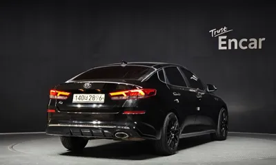 Kia K5 2019, 81497 км, за 8211.91 USD