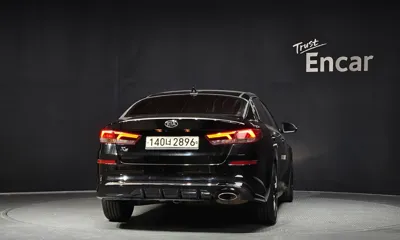 Kia K5 2019, 81497 км, за 8211.91 USD