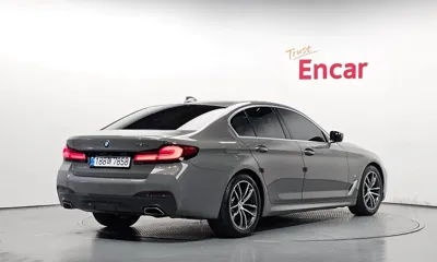 BMW 5-Series 2021, 88017 км, за 22924.32 USD