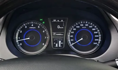 Hyundai Grandeur 2015, 104860 км, за 4561.08 USD - фото 8