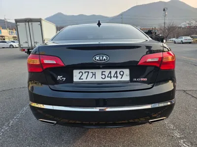 Kia K7 2012, 176200 км, за 2925.31 USD