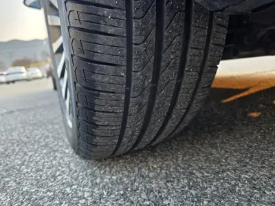Kia K7 2012, 176200 км, за 2925.31 USD