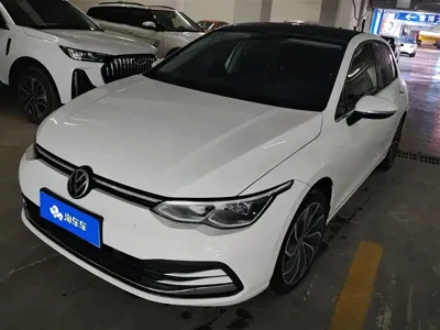 Volkswagen Golf · 2020 год